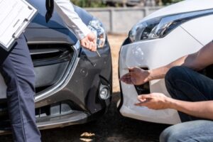 Los angeles car accident lawyer insurance claims geico